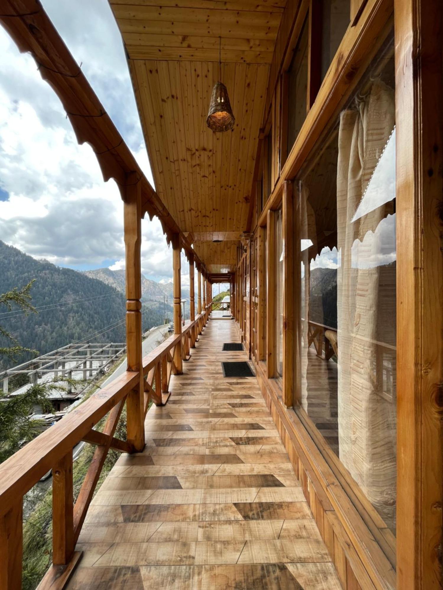 Odin Hostel Shoja Εξωτερικό φωτογραφία