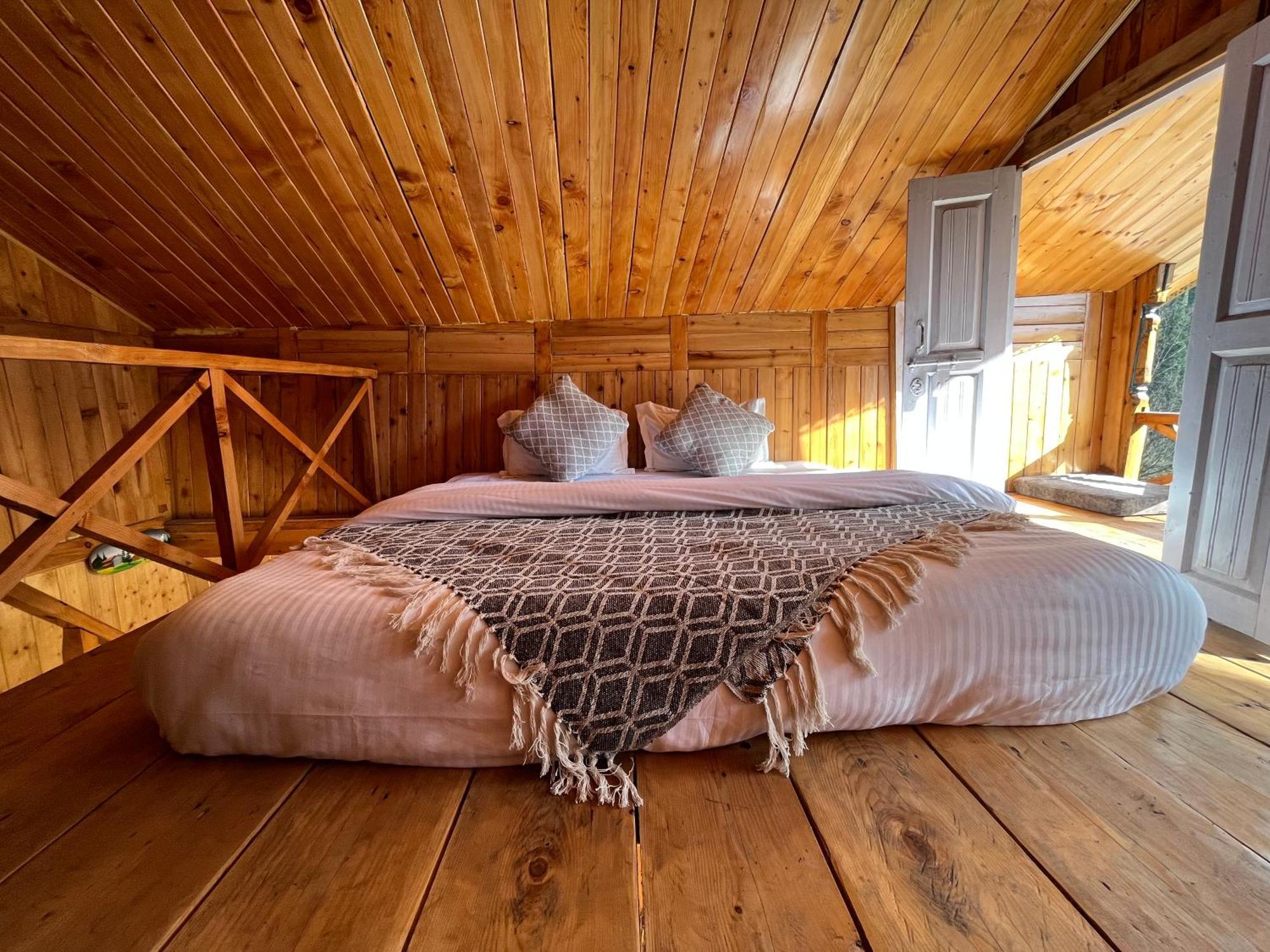 Odin Hostel Shoja Εξωτερικό φωτογραφία
